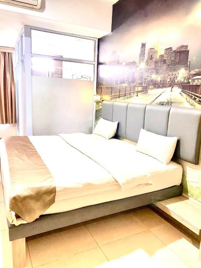 Os Hotel Tanjung Uncang Sagulung Bagian luar foto
